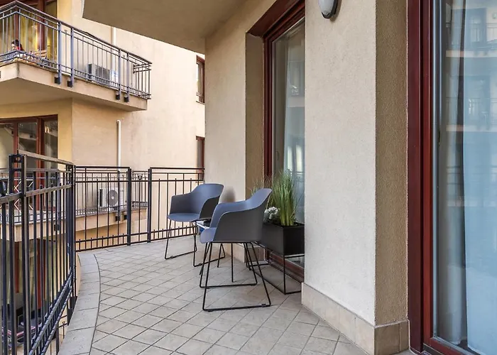 Venus - King Street V - Balcony